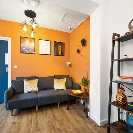 7 Bedroom House Ensuite Rooms, Fully Equipped Kitchen, Free Wifi, Tvs In All Rooms City Centre Close To A46 Inspire Homes Coventry Extérieur photo